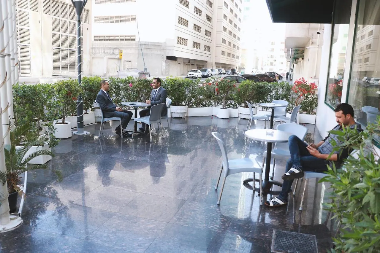 Spark Residence Hotel Sharjah Apartahotel