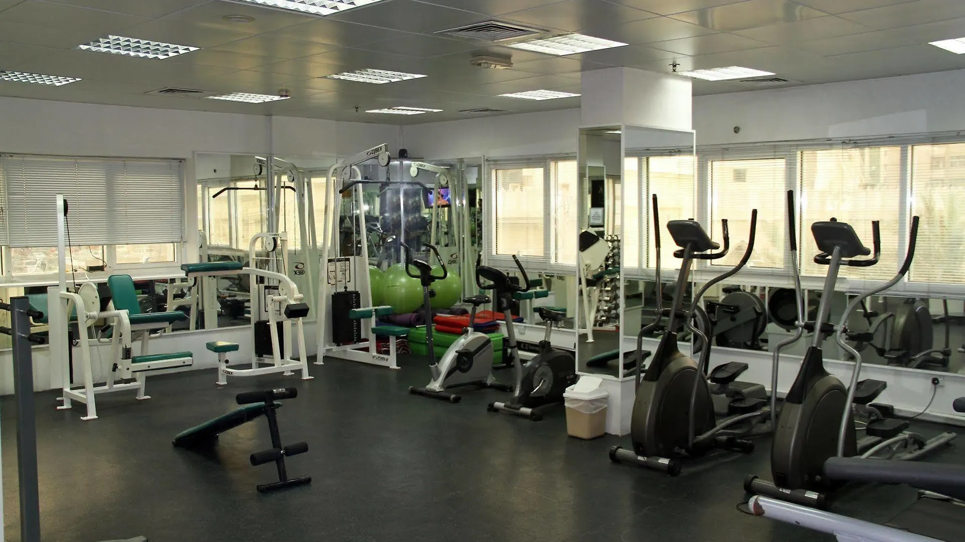 Spark Residence Hotel Sharjah Aparthotel